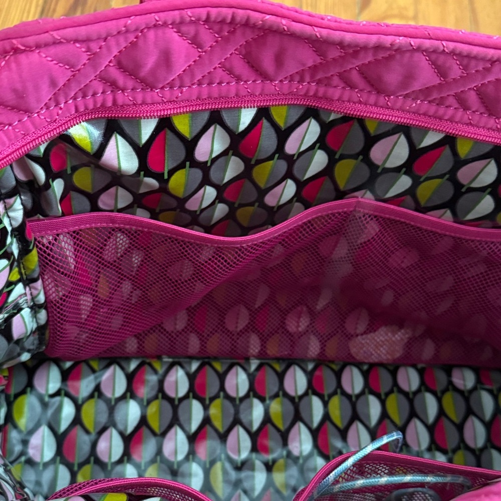 Vera Bradley Quilted Pink Women's Bag - Picture 4 of 9